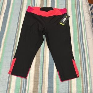 Fashionable Woman Clothes For Sale